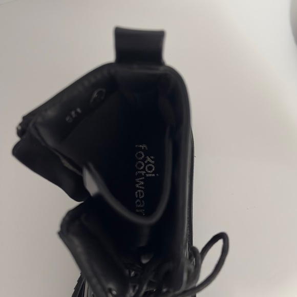 New! Black Platform Boots - Picture 6 of 7